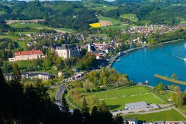 Lais Puzzle - Donaupanorama mit Personenschiffen bei Grein - 2.000 Teile