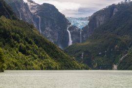Lais Puzzle - Hängender Gletscher des Queulat-Nationalparks (Chile) - 2.000 Teile