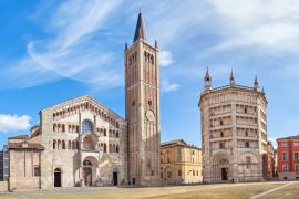 Lais Puzzle - Panorama der Piazza Duomo in Parma - 2.000 Teile