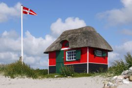 Lais Puzzle - Strandhütte auf der dänischen Insel Ærø - 2.000 Teile