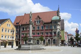 Lais Puzzle - Marienplatz mit Rathaus, Mindelheim - 2.000 Teile