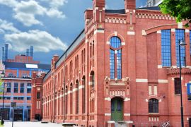 Lais Puzzle - alte Gebäude der CHP in Lodz nach der Revitalisierung - 2.000 Teile