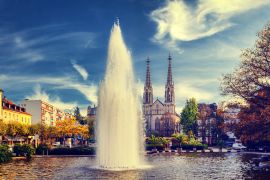 Lais Puzzle - Schöne herbstliche Stadtlandschaft von Baden-Baden, Deutschland - 2.000 Teile