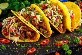 Lais Puzzle - Mexikanisches Essen - köstliche Taco-Schalen mit Rinderhackfleisch und hausgemachter Salsa - 2.000 Teile