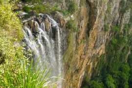 Lais Puzzle - Purlingbrook Falls im Springbrook Nationalpark, Queensland in Australien - 2.000 Teile