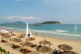 Lais Puzzle - Strand der Yalong-Bucht auf der Insel Hainan, China - 2.000 Teile