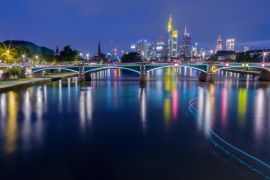 Lais Puzzle - Nacht in Frankfurt am Main vom Main aus - 2.000 Teile