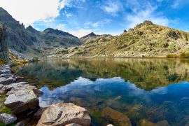 Lais Puzzle - Laguna Grande del Circo Gletscher in Sierra de Gredos mit Pico Almanzor im Hintergrund, Spanien - 2.000 Teile