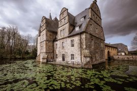 Lais Puzzle - Wasserschloss Schelenburg in Bissendorf bei Osnabrück - 2.000 Teile