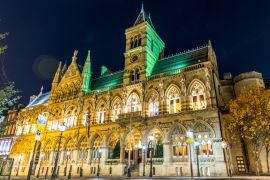 Lais Puzzle - Gotische Architektur des Northampton Guildhall Gebäudes, England - 2.000 Teile
