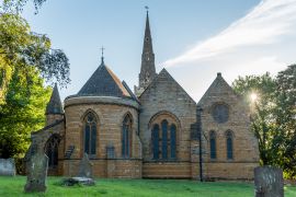 Lais Puzzle - Die Kirche des Heiligen Grabes Northampton England - 2.000 Teile