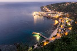 Lais Puzzle - Flying Fish Cove bei Nacht, Weihnachtsinsel, Territorium im Indischen Ozean von Australien - 2.000 Teile