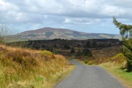 Lais Puzzle - Slieve Gullion vom Black Mountain, Cooley Mountains, Grafschaft Louth, Irland - 2.000 Teile
