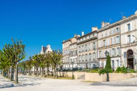 Lais Puzzle - Historische Gebäude in Angouleme, Frankreich - 2.000 Teile
