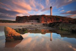 Lais Puzzle - Erstaunlich Sonnenuntergang über Lossiemouth Leuchtturm (Schottland UK) - 2.000 Teile