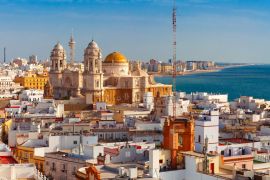 Lais Puzzle - Dächer der Altstadt und die Kathedrale de Santa Cruz am Morgen vom Turm Tavira in Cadiz, Andalusien, Spanien - 2.000 Teile