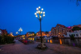 Lais Puzzle - Altstadt und Getreidespeicher am Fluss Brda bei Nacht. Bydgoszcz. Polen - 2.000 Teile