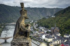 Lais Puzzle - Blick auf die Statue der Burg Cochem, Bundesland Rheinland-Pfalz, Deutschland. - 2.000 Teile