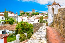 Lais Puzzle - Sommerliche Aussicht in Obidos, Bezirk Leiria, Portugal - 2.000 Teile