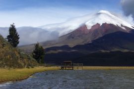 Lais Puzzle - Vulkan Cotopaxi mit Laguna Limpiopungo, Ecuador - 2.000 Teile