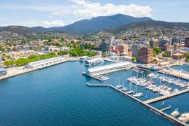 Lais Puzzle - Eine Luftaufnahme des Constitution Dock in Hobart, Tasmanien, Australien an einem sonnigen Tag - 2.000 Teile