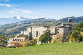 Lais Puzzle - Die Burg von Nidastore und der Berg Cucco - 2.000 Teile