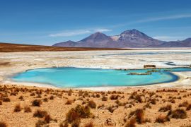 Lais Puzzle - Wunderschöne Landschaft der heißen Quellen Polloquere, in Salt Surire, Isluga Volcano National Park, mehr als 4000 Meter entfernt, Chile - 2.000 Teile