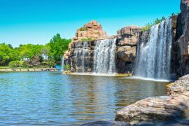 Lais Puzzle - Wasserfall im Sun Island Park, Harbin, Heilongjiang, China - 2.000 Teile