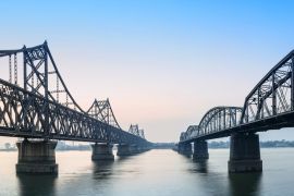 Lais Puzzle - Brücke über den Yalu-Fluss, Dandong, Liaoning, China - 2.000 Teile