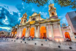 Lais Puzzle - Kathedralenbasilika in Salta, Argentinien - 2.000 Teile