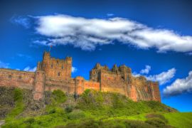 Lais Puzzle - Englische mittelalterliche Burg Bamburgh Northumberland, England - 2.000 Teile