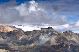 Lais Puzzle - Panoramablick auf die südliche Cordillera Blanca und Nevado Pastoruri in den Anden in Peru - 2.000 Teile