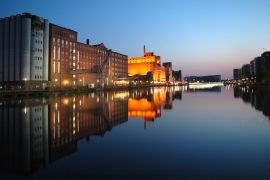 Lais Puzzle - Innenhafen Duisburg zur blauen Stunde - 2.000 Teile