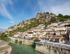 Lais Puzzle - Berat, Albanien. Traditionelle Häuser - 40, 100, 200, 500, 1.000 & 2.000 Teile