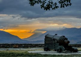 Lais Puzzle - Burg Gjirokastra. Die Altstadt von Gjirokastra, die zum UNESCO-Weltkulturerbe gehört, ist berühmt für ihre gut erhaltene, authentische Architektur - 1.000 Teile