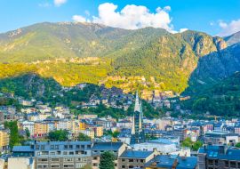 Lais Puzzle - Luftaufnahme von Andorra la Vella - 1.000 Teile