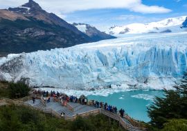 Lais Puzzle - Touristen genießen den Blick auf den Perito-Moreno-Gletscher in Patagonien, Argentinien - 1.000 Teile