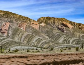 Lais Puzzle - Espinar del Diablo (Teufelsrückgrat), eine durch tektonische Plattenbewegungen entstandene Felsformation in der Nähe von Humahuaca, Jujuy, Argentinien - 40, 100, 200, 500, 1.000 & 2.000 Teile