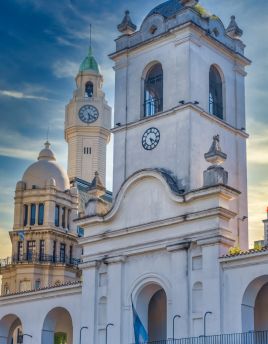 Lais Puzzle - Das historische Cabildo (altes Rathaus) aus der Kolonialzeit, Plaza de Mayo, Buenos Aires, Argentinien - 40, 100, 200, 500, 1.000 & 2.000 Teile