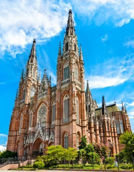 Lais Puzzle - Kathedrale der Unbefleckten Empfängnis in La Plata, Argentinien - 40, 100, 200, 500, 1.000 & 2.000 Teile