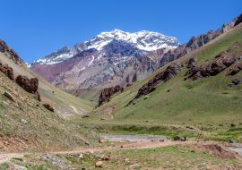Lais Puzzle - Der Aconcagua, der höchste Berg Amerikas, dominiert das Tal, Mendoza, Argentinien - 1.000 Teile