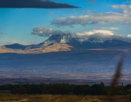 Lais Puzzle - Fantastische Aussicht auf den Berg Aragats von Gyumri, Armenien - 40, 100, 200, 500, 1.000 & 2.000 Teile