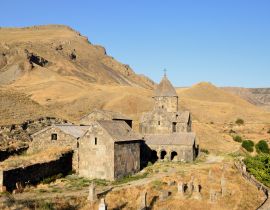Lais Puzzle - Armenien, Entdeckung des Klosters Vorotnavank in der Nähe der Stadt Sisian - 40, 100, 200, 500, 1.000 & 2.000 Teile
