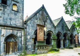 Lais Puzzle - Blick auf das Sanahin-Kloster im Dorf Sanahin, Alaverdi, Lori, Armenien - 1.000 Teile