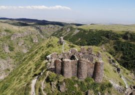 Lais Puzzle - Luftaufnahme Mittelalterliche Burgruinen, AMBERD, ARMENIEN, (VII. Jahrhundert n. Chr.) - 1.000 Teile