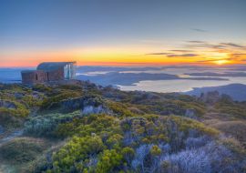 Lais Puzzle - Sonnenaufgangsansicht des Pinnacle Shelter am Mount Wellington in Hobart, Australien - 1.000 Teile