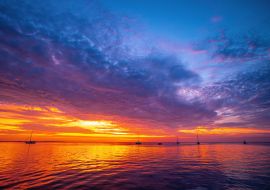 Lais Puzzle - Schöner tropischer Sonnenaufgang am Strand - 1.000 Teile