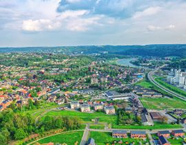 Lais Puzzle - Blick über die Stadt Huy in Belgien und die Maas auf das weit entfernte Atomkraftwerk Tihange - 40, 100, 200, 500, 1.000 & 2.000 Teile
