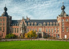 Lais Puzzle - Schloss von Arenberg in Leuven, Belgien - 1.000 Teile