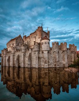 Lais Puzzle - Das Schloss Gravensteen in Gent, Belgien - 40, 100, 200, 500, 1.000 & 2.000 Teile